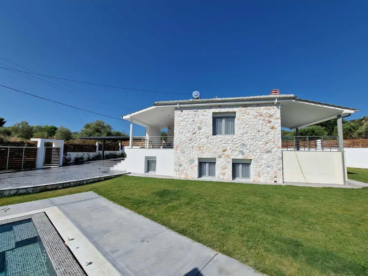 Villa Hillside Pefkohori اليونان
