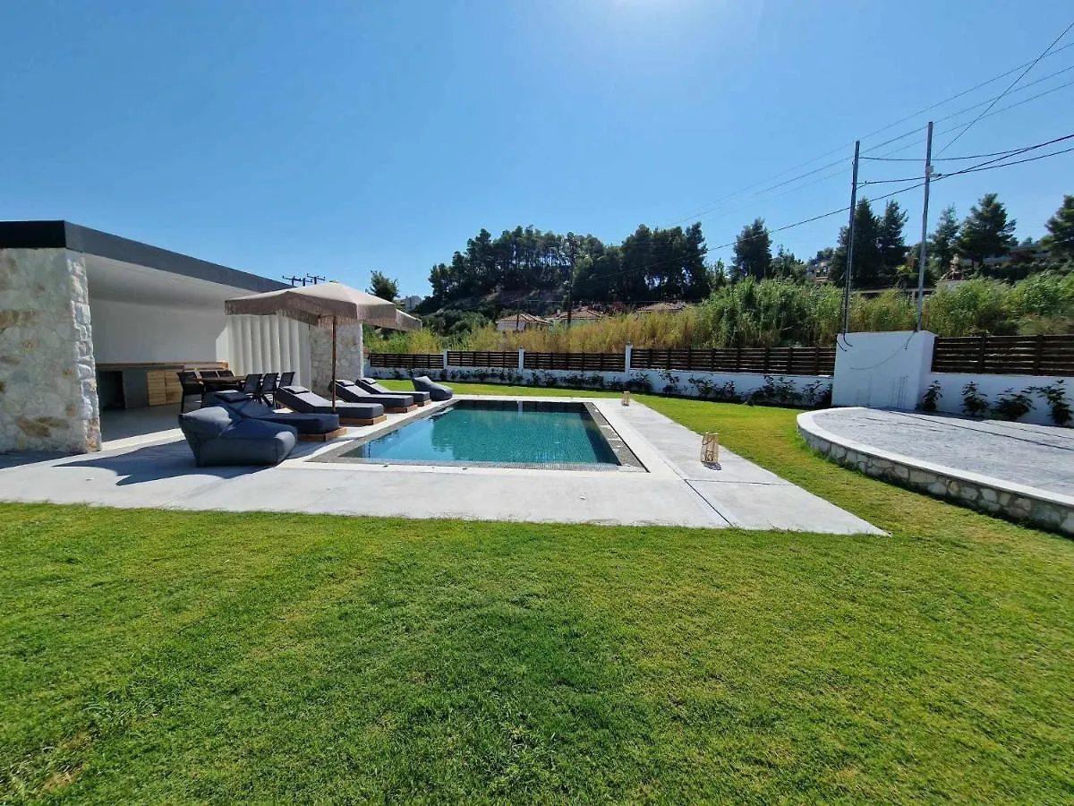 Villa Hillside Pefkohori بيفكوهوري
